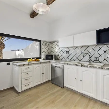 Atlantico - Vipvipvillas 阿雷西费